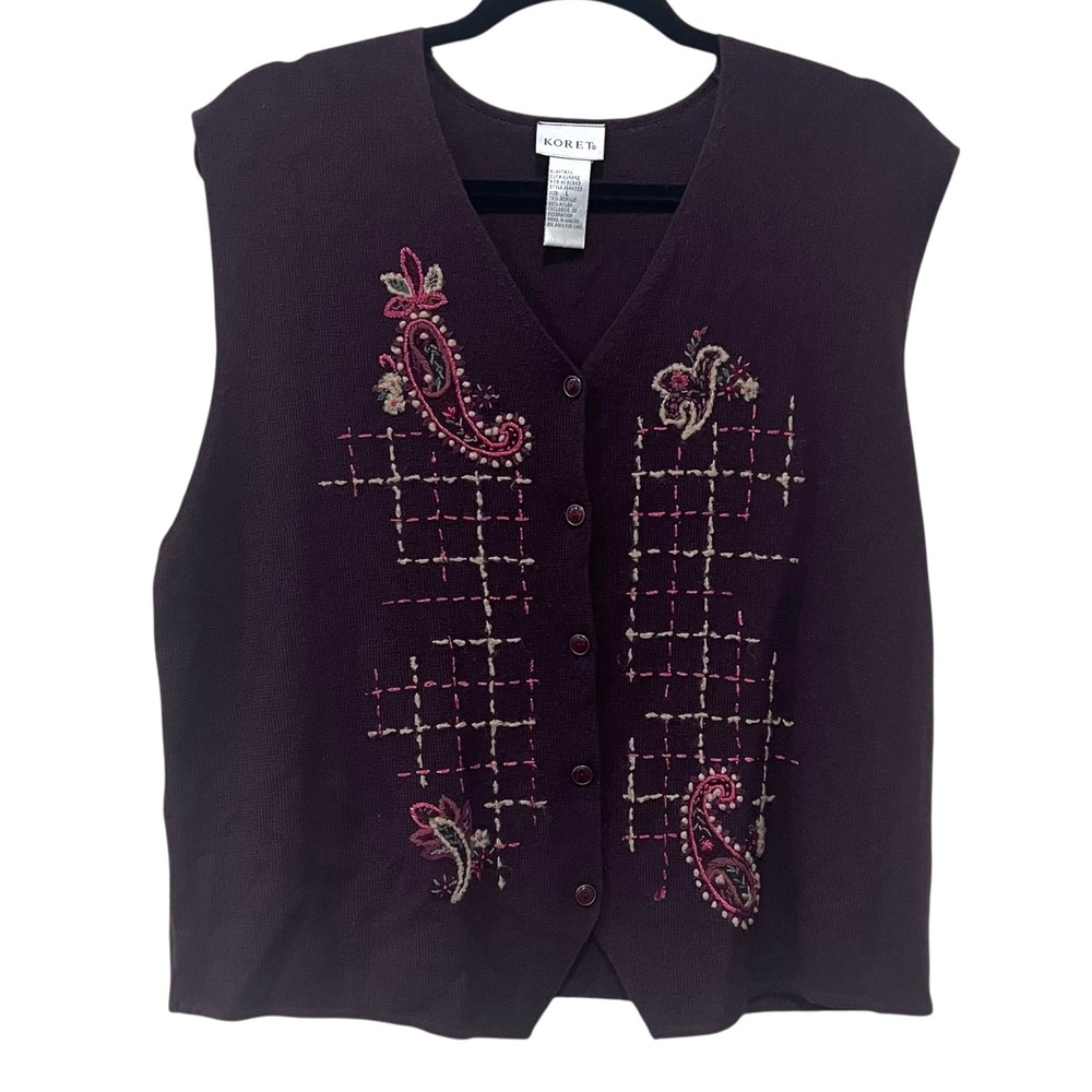 Koret Womens Vintage Style Embroidered Button Front Sweater Vest Plum Purple‎ L